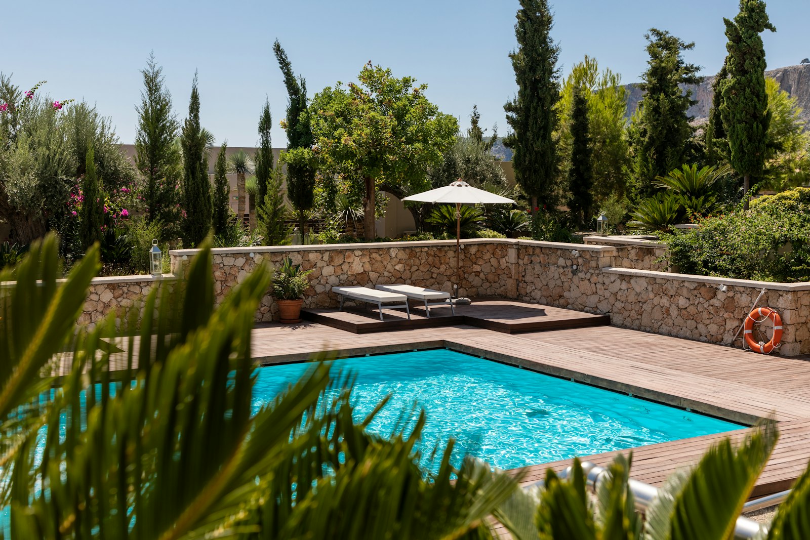 Sweetwater Pools — Pool Builder in Beverly Hills